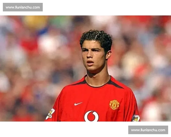 传奇球星的辉煌岁月：从巅峰到低谷的奋斗与荣耀